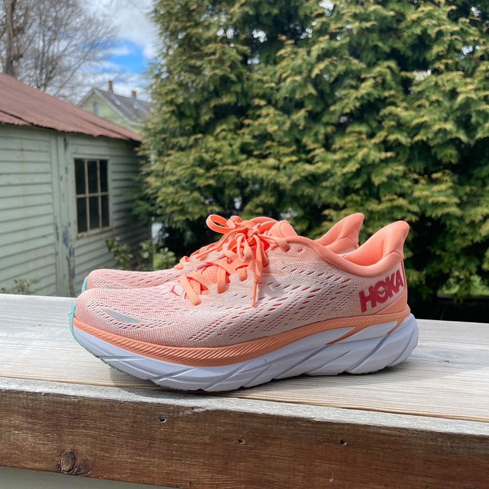 Women’s HOKA Clifton 8